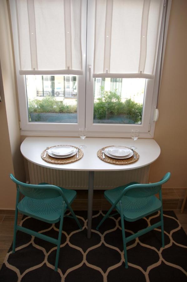 Super Cute & Cozy Mini In City Center Apartment *